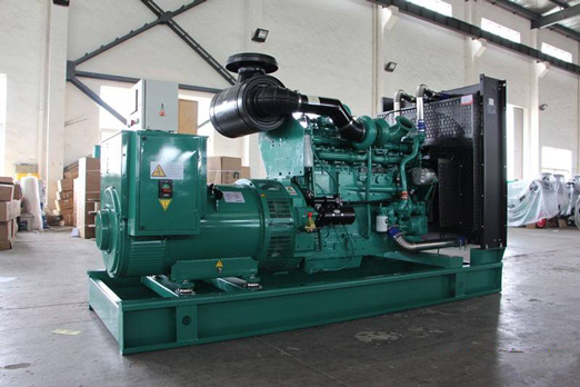 苏州320kw康明斯柴油发电车出租_COPY_COPY